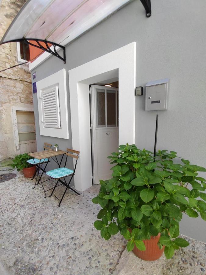 זאדאר Studio Apartman & Rooms No1 מראה חיצוני תמונה